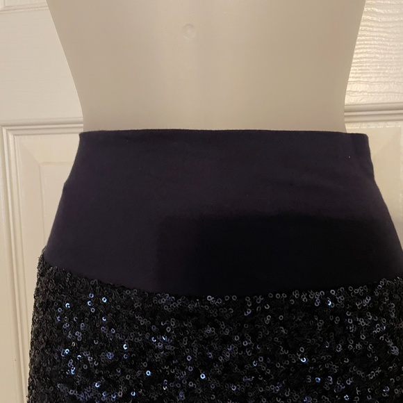 LA Cite blue  Sequined Pencil Skirt Sz M, NWOT - Picture 2 of 4